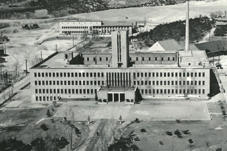 1954–1960 - Post-War University Reconstruction